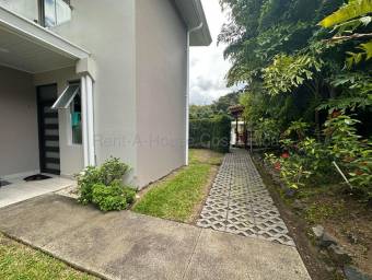 Se alquila apartamento en Ciudad Colón Mora 27-819