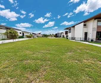 Lote 100% plano de 606 m2 a la venta en Ciudad Hacienda Los Reyes, en el exclusivo condominio Madero