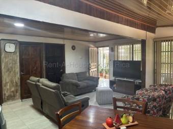 -Venta de Casa en Santa Cruz de Guanacaste. RAH 27-929