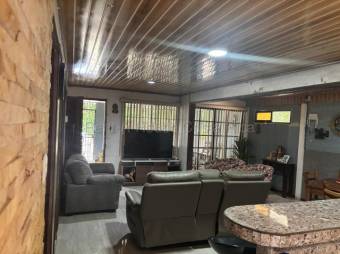 -Venta de Casa en Santa Cruz de Guanacaste. RAH 27-929