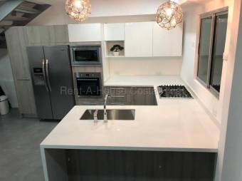 Venta de Casa en Tibás-San Juan. RAH 27-872