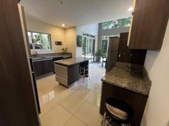Alquiler de Casa AMUEBLADA en Condominio en Brasil de Mora. RAH 27-940 Alquiler de Casa AMUEBLADA en Condominio en Brasil de Mora. RAH 27-940