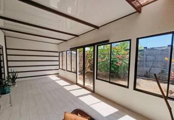 Casa en Venta en El Roble, Puntarenas 