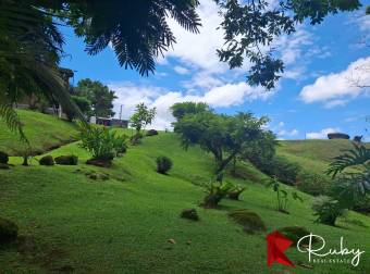 DONDE EL DISEÑO Y LA NATURALEZA SE ENCUENTRAN Guápiles, Pococí  Residencial privado