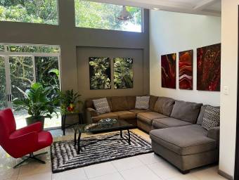 Casa en alquiller en colon