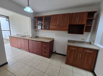 VENTA DE HERMOSA CASA EN MERCEDES NORTE, HEREDIA