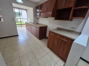 VENTA DE HERMOSA CASA EN MERCEDES NORTE, HEREDIA