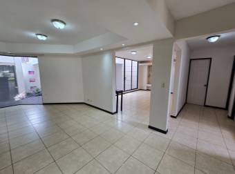 VENTA DE HERMOSA CASA EN MERCEDES NORTE, HEREDIA