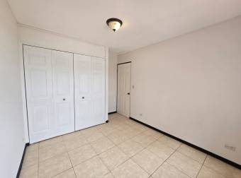 VENTA DE HERMOSA CASA EN MERCEDES NORTE, HEREDIA