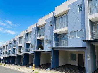 Se vende casa en San Miguel Santo Domingo 27-483