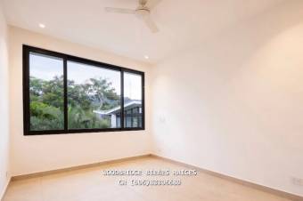 Casa nueva en venta Escazú Los Laureles /piscina-terraza
