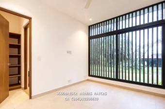 Casa nueva en venta Escazú Los Laureles /piscina-terraza
