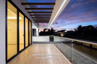 Casa nueva en venta Escazú Los Laureles /piscina-terraza