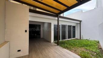 Se vende casa en San Rafael Escazú 27-946 Se vende casa en San Rafael Escazú 27-946