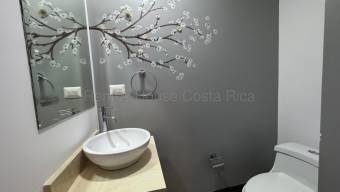 Se vende casa en San Rafael Escazú 27-946 Se vende casa en San Rafael Escazú 27-946