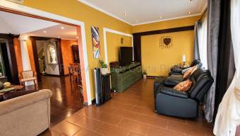 Venta de Propiedad Residencial y Comercial en San Rafael, Heredia. RAH 27-949