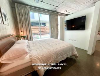 Escazu Avenida Escazú apartamento alquiler $1.800 / amueblado