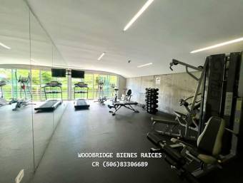 Escazu Avenida Escazú apartamento alquiler $1.800 / amueblado