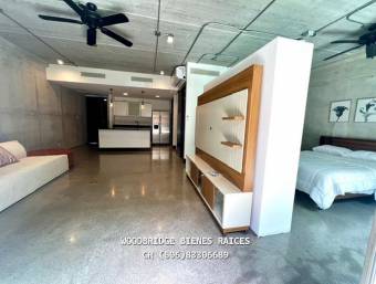 Escazu Avenida Escazú apartamento alquiler $1.800 / amueblado
