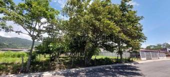 Se vende lote en Piedades Santa Ana 27-5