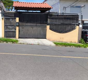 Casa en venta en La Guácima comodidad, excelente ubicación y espacio para disfrutar