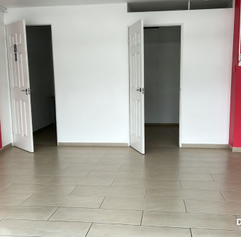 SE ALQUILA LOCAL PARA OFICINAS O COMERCIO San Antonio de Belén, Heredia  