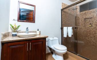 Casa Amueblada en Venta en La Josefina con Piscina Privada