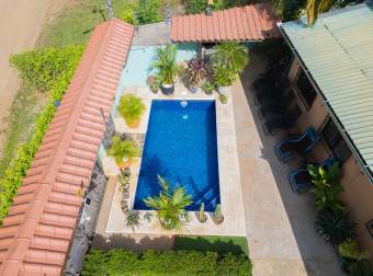 Casa Amueblada en Venta en La Josefina con Piscina Privada
