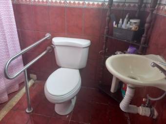 Venta de Casa en Barva de Heredia. RAH 26-1227