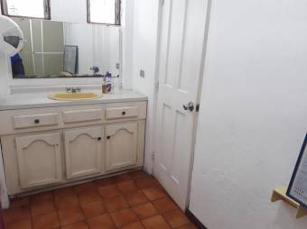 Venta de Edificio Comercial/Mixto en Curridabat. RAH 26-77