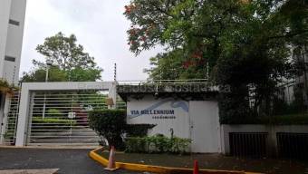 Venta de Apartamento en LA URUCA, San José. RAH 27-908