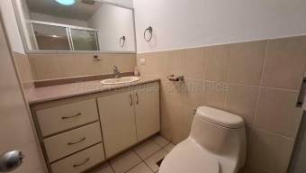 Venta de Apartamento en LA URUCA, San José. RAH 27-908