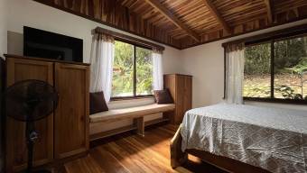 SE VENDE CASA EN SANTUARIO NATURAL CON RESERVA PRIVADA Y CASA DE HUESPEDES EN PEREZ ZELEDON