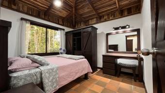 SE VENDE CASA EN SANTUARIO NATURAL CON RESERVA PRIVADA Y CASA DE HUESPEDES EN PEREZ ZELEDON