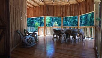 SE VENDE CASA EN SANTUARIO NATURAL CON RESERVA PRIVADA Y CASA DE HUESPEDES EN PEREZ ZELEDON