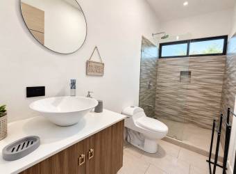 Casa Amueblada en Alquiler con Piscina Privada