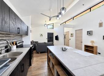 Casa Amueblada en Alquiler con Piscina Privada