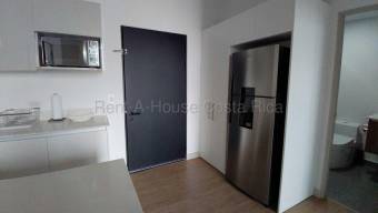 Alquiler de Apartamento AMUEBLADO en Barrio Escalante. RAH 27-952