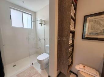 Alquiler de Apartamento en Piedades de Santa Ana. RAH 27-960