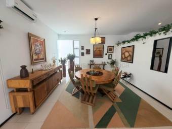 Alquiler de Apartamento en Piedades de Santa Ana. RAH 27-960