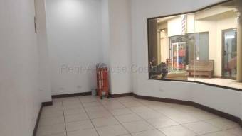 Alquiler de Local Comercial en Oriental de Cartago. RAH 27-974