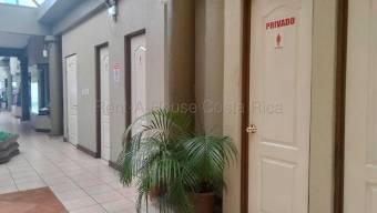 Alquiler de Local Comercial en Oriental de Cartago. RAH 27-974