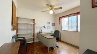 Venta de Lote Esquinero  Casa de una Planta en San Rafael de Escazú-Vista Alegre. RAH 27-849