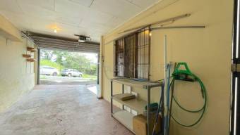 Venta de Lote Esquinero  Casa de una Planta en San Rafael de Escazú-Vista Alegre. RAH 27-849