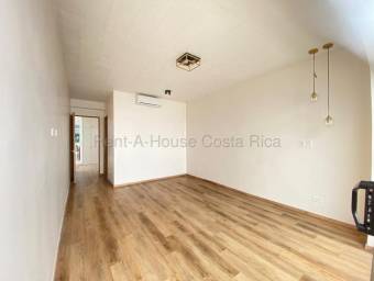 Se alquila casa en San Antonio Escazú 27-816