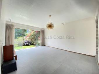 Se alquila casa en San Antonio Escazú 27-816