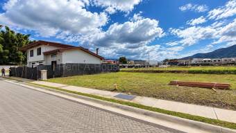 Se vende lote en Sanchez Curridabat 27-1047