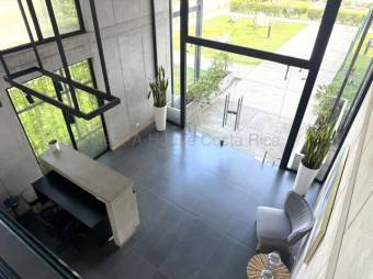Apartamento con acceso a jardín en venta en El Coyol, Alajuela