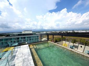 Apartamento con acceso a jardín en venta en El Coyol, Alajuela