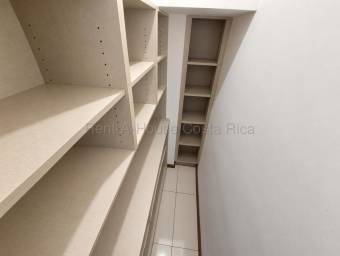 Se alquila apartamento en Pavas San José 27-1062